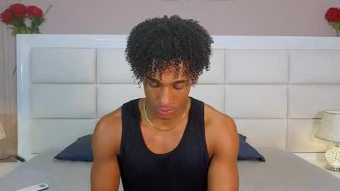 malkongarcia online show from December 13, 8:48 pm