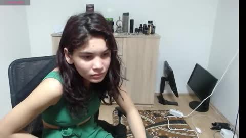 mallorymyers online show from November 15, 7:15 pm