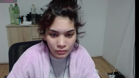 mallorymyers online show from November 1, 8:52 pm