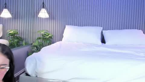 Malu online show from December 17, 6:03 pm