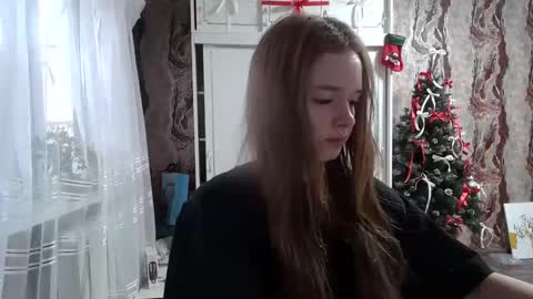 Mamie Trish online show from December 2, 7:19 am