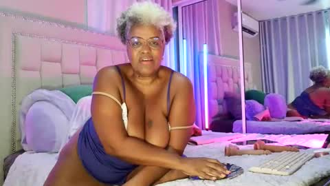 mamigilf66 online show from June 3, 12:52 pm
