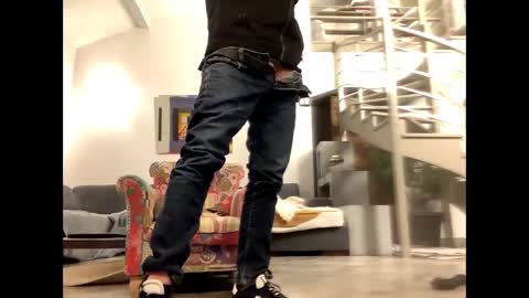 man38110 online show from March 3, 5:20 am