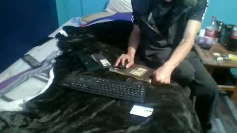 man_uel76 online show from December 23, 3:56 am