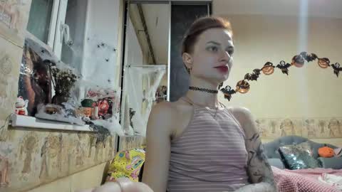 Snapshot of mandyshine chatting on October 4, 6:49 pm Mandy online show from October 4, 6:49 pm