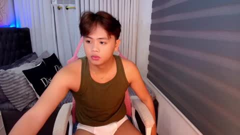 JM18 online show from December 2, 7:23 pm