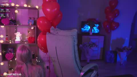 Amelie online show from February 16, 9:38 pm