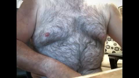 manleg439 online show from April 22, 9:00 pm