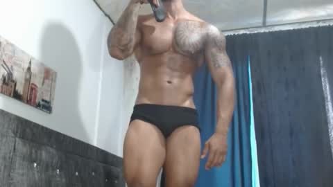 Manolo online show from March 6, 8:05 pm