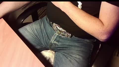 manswed online show from December 10, 4:06 pm