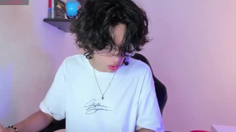 Snapshot of manu_vera8 chatting on September 16, 8:23 pm Manuel online show from September 16, 8:23 pm