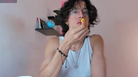 Snapshot of manu_vera8 chatting on October 9, 2:28 am Manuel online show from October 9, 2:28 am