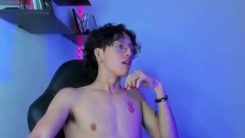 Snapshot of manu_vera8 chatting on February 12, 10:48 pm Manuel online show from February 12, 10:48 pm