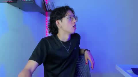 Snapshot of manu_vera8 chatting on February 12, 7:45 pm Manuel online show from February 12, 7:45 pm