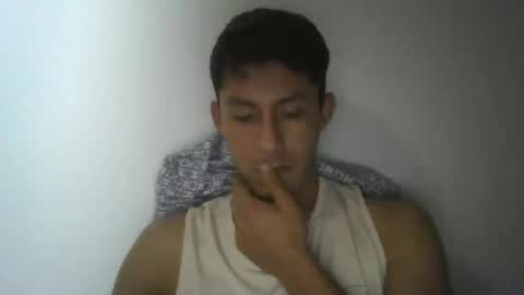 Snapshot of manucurve chatting on October 8, 4:07 am manucurve online show from October 8, 4:07 am