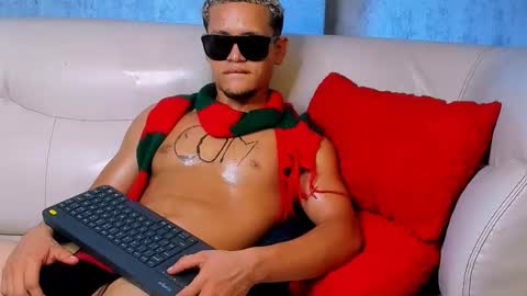 Manuel online show from December 22, 5:25 am