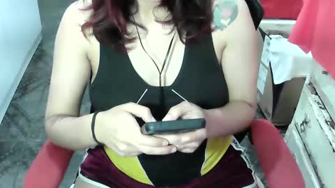 Manu Escarlate online show from February 24, 9:01 am