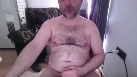 manuserita online show from April 17, 2:52 pm