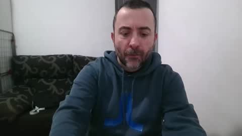 manuserita online show from April 3, 5:53 pm