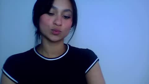 Mara online show from October 23, 6:31 pm