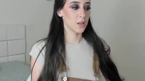   online show from June 3, 1:41 am