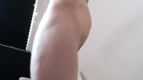 marc_solo online show from April 23, 10:45 am