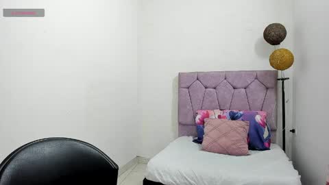marcela_ladys online show from April 24, 3:36 pm