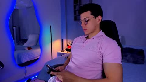 Marco Sullivan online show from December 17, 2:02 pm