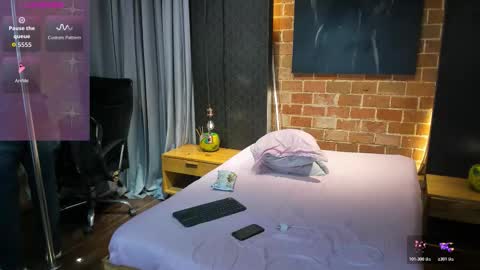 marcovitto online show from February 28, 7:40 pm