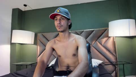 marcus_jeron online show from November 7, 4:04 am