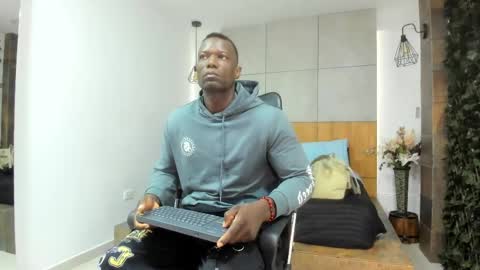 Marcusssss online show from May 19, 11:39 am