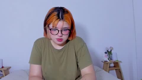 danna online show from December 5, 7:54 am