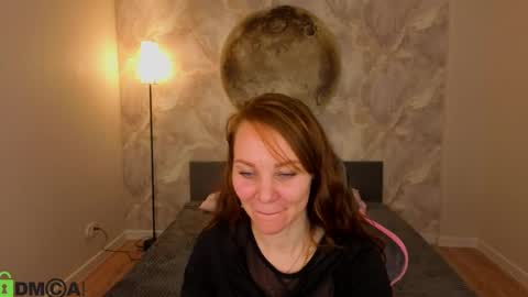 Margo Kellly online show from April 21, 1:20 am