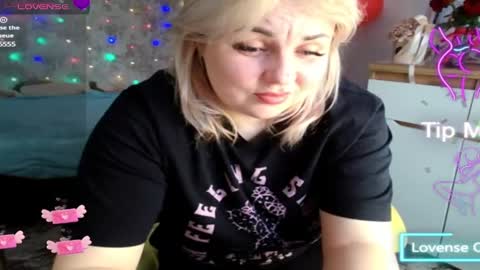 Mari online show from March 1, 12:23 pm