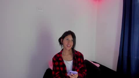 Snapshot of mari_mar69 chatting on January 24, 3:45 pm mari_mar69 online show from January 24, 3:45 pm