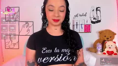 Snapshot of mari_sweett chatting on September 20, 8:56 pm Mari Sweett online show from September 20, 8:56 pm