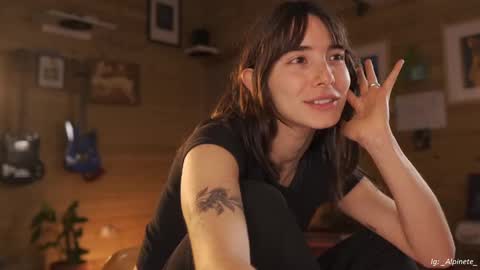 Alfonsina online show from October 8, 9:43 pm