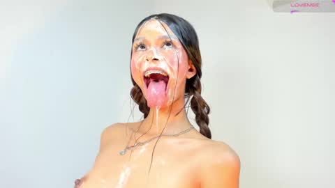 Snapshot of maria_sofii chatting on March 11, 7:46 am S O F I A  model independent online show from March 11, 7:46 am