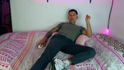 Snapshot of mariaa_paulaa chatting on October 15, 5:00 am Maria Paula online show from October 15, 5:00 am
