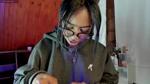 mariabonet online show from June 7, 1:44 am