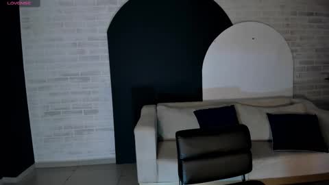 MARIA HERRERA  online show from March 12, 3:02 am