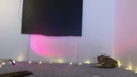 Mariam Calad online show from January 2, 11:27 pm