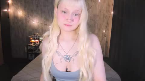 Maria online show from November 29, 2:52 am