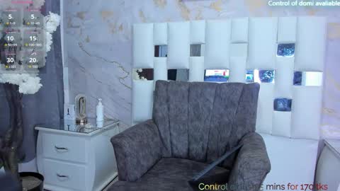 Snapshot of mariamrosse chatting on October 10, 1:44 am Mariam online show from October 10, 1:44 am