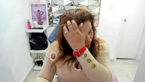 mariana01_m online show from May 5, 2:01 pm