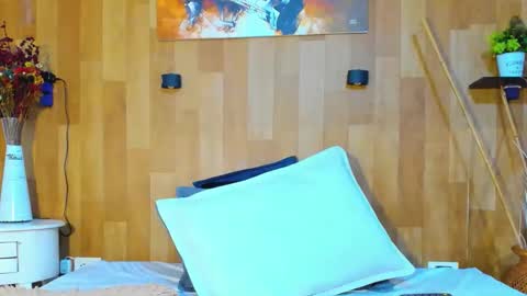 Mariana Angel online show from April 18, 11:34 am