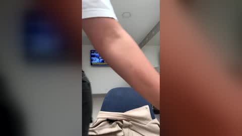 Mar y online show from March 25, 2:35 pm