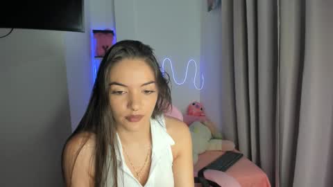 Mariangel online show from November 20, 1:04 am