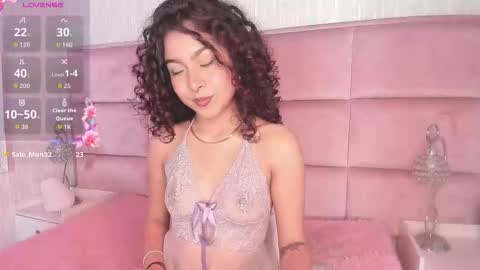 marianna_ray_ online show from November 19, 8:07 pm