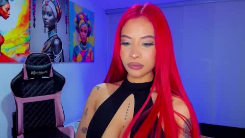 M A R I A N E online show from January 12, 7:15 am